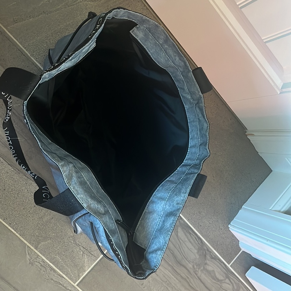Victoria’s Secret Bag - Picture 3 of 3